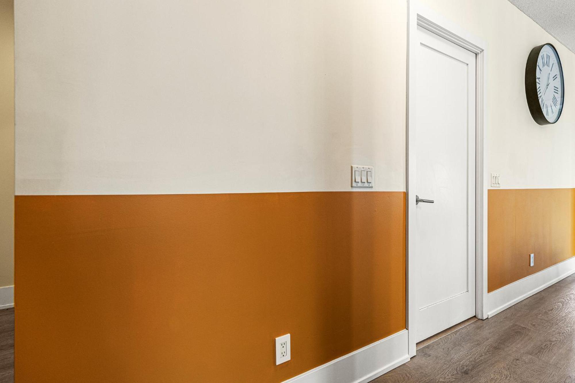 3 Bedroom Beside Cn Tower With Parking Downtown โตรอนโต ภายนอก รูปภาพ
